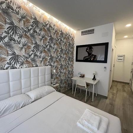Habitacion Amsterdam Style มาดริด ภายนอก รูปภาพ